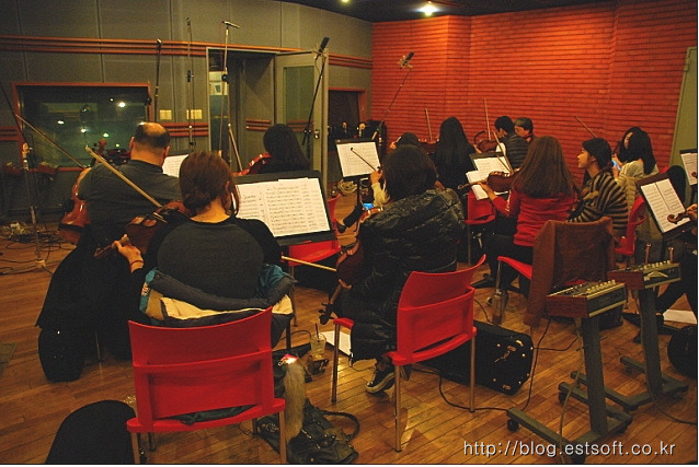 d38b77224f4a20a4e6f9f83e90529822700ed086